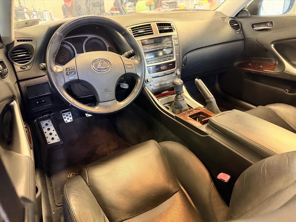 Used 2007 Lexus IS 250 RWD image 18