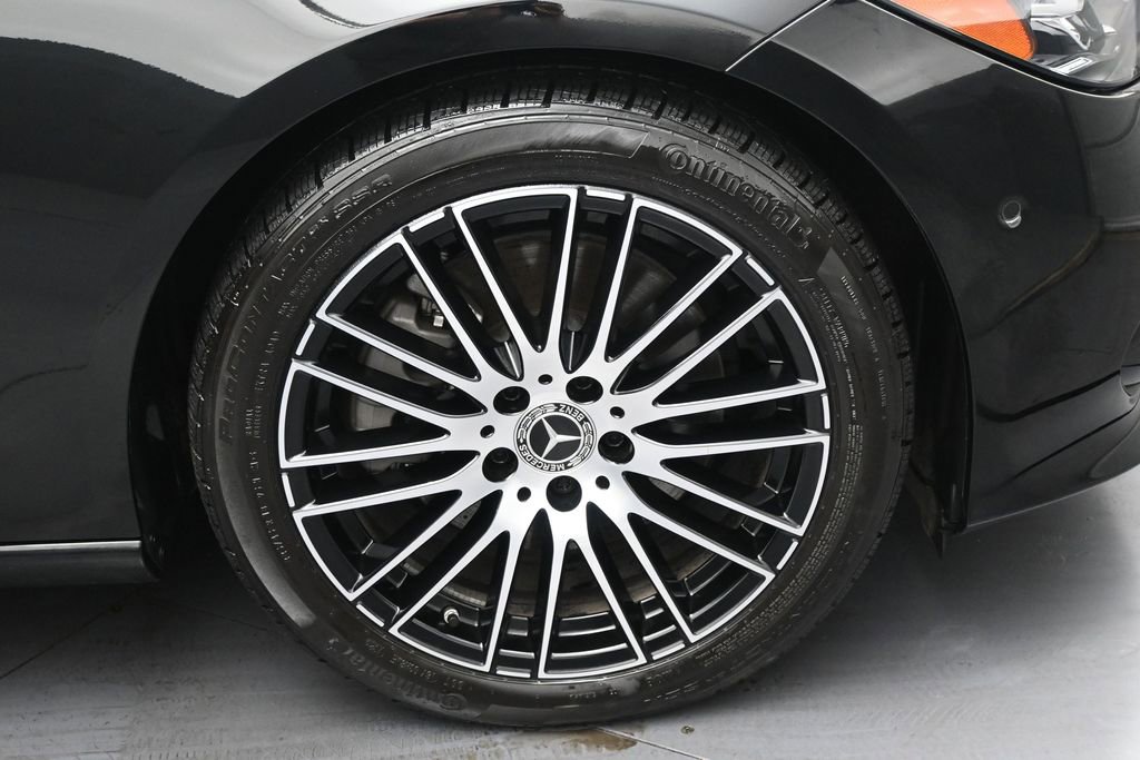 Used 2025 Mercedes-Benz C 300 4MATIC Sedan w/ Exclusive Trim Package image 36