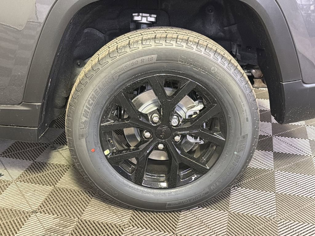 New 2026 Jeep Grand Cherokee Altitude AWD/4WD image 5
