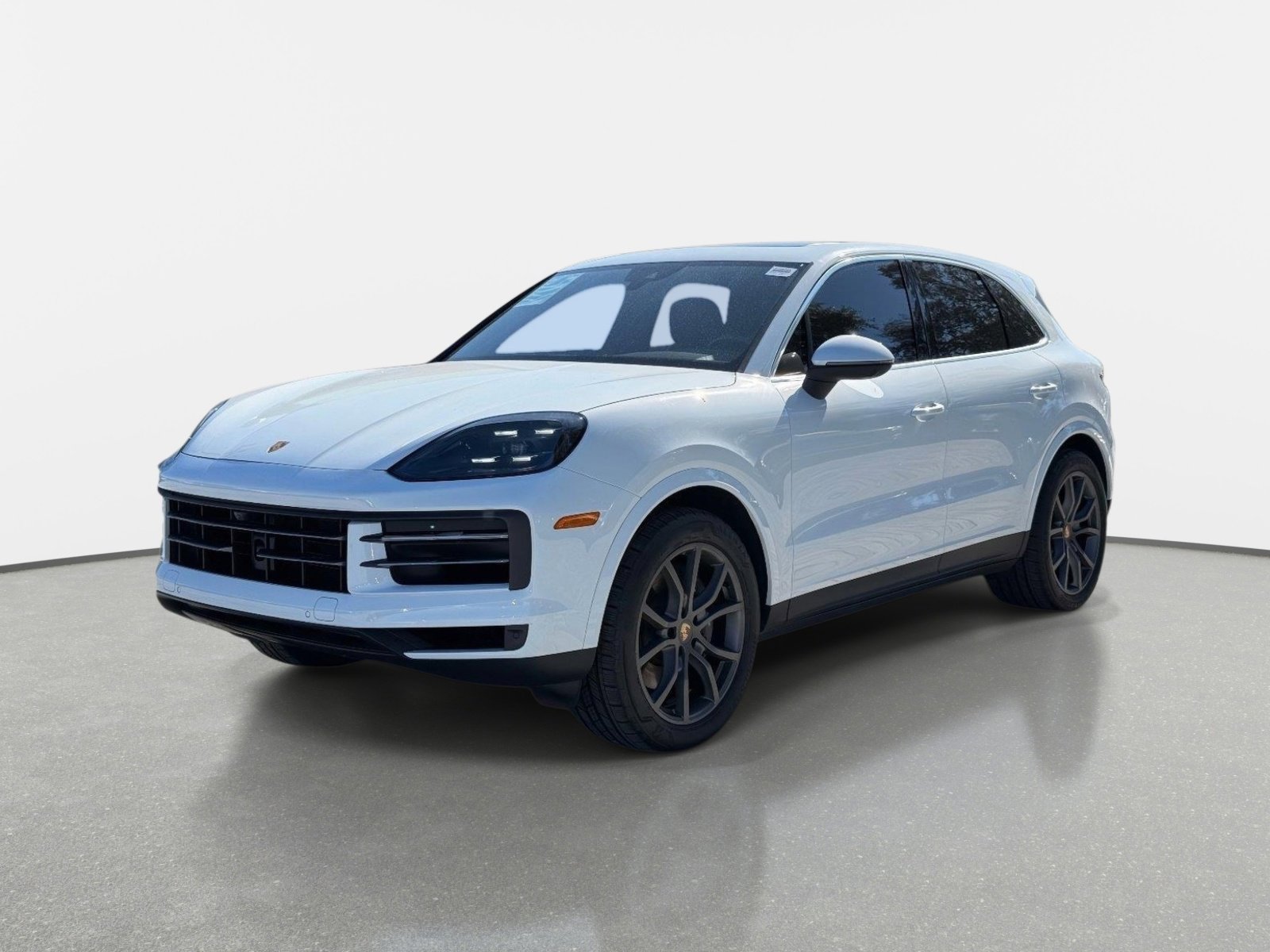 Used 2024 Porsche Cayenne AWD/4WD image 7