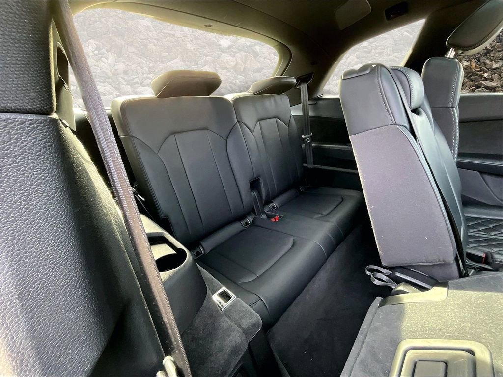 Used 2022 Audi SQ7 Premium Plus w/ SQ7 Executive Package image 26