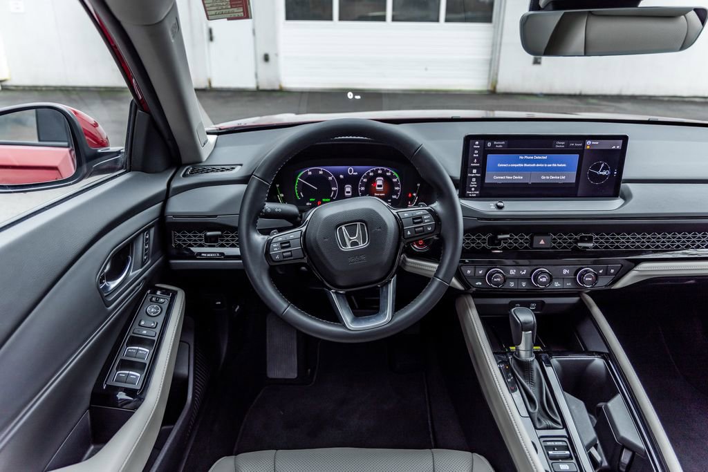 Used 2023 Honda Accord Touring image 28