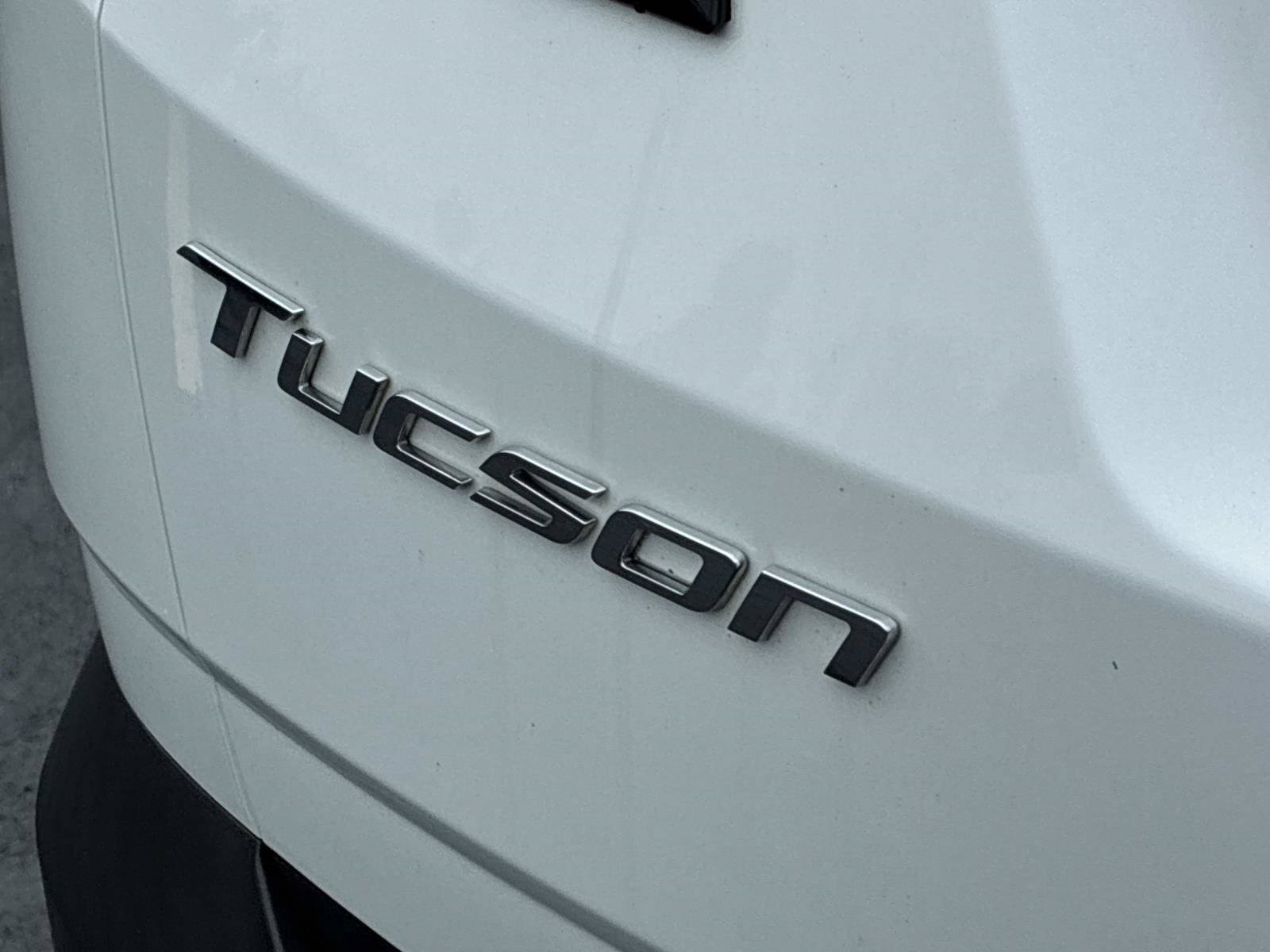 Used 2022 Hyundai Tucson SEL w/ Cargo Package AWD/4WD image 12