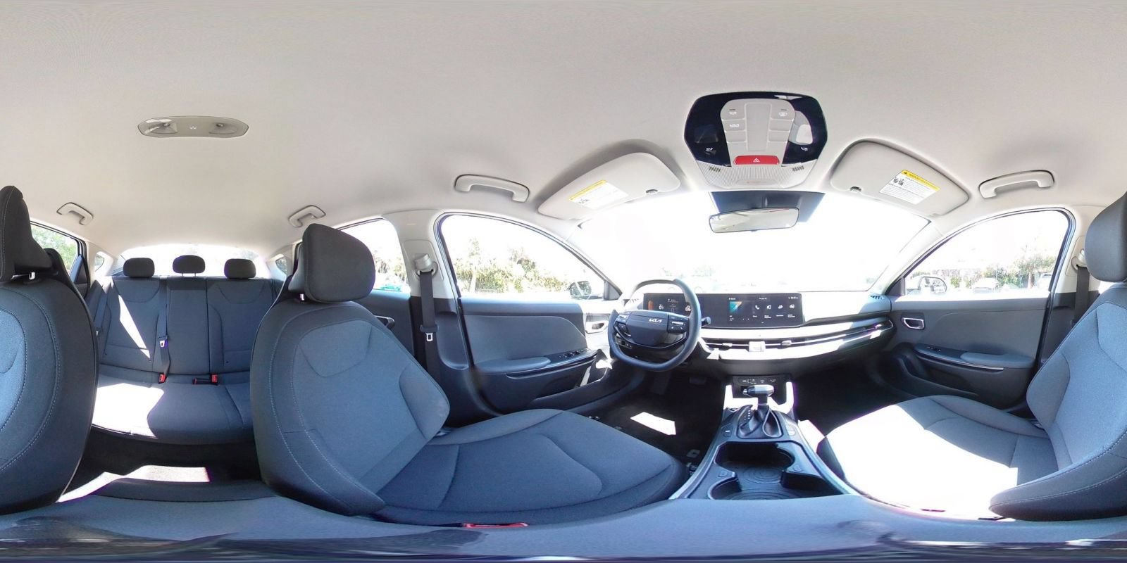 Used 2025 Kia K4 FWD image 41