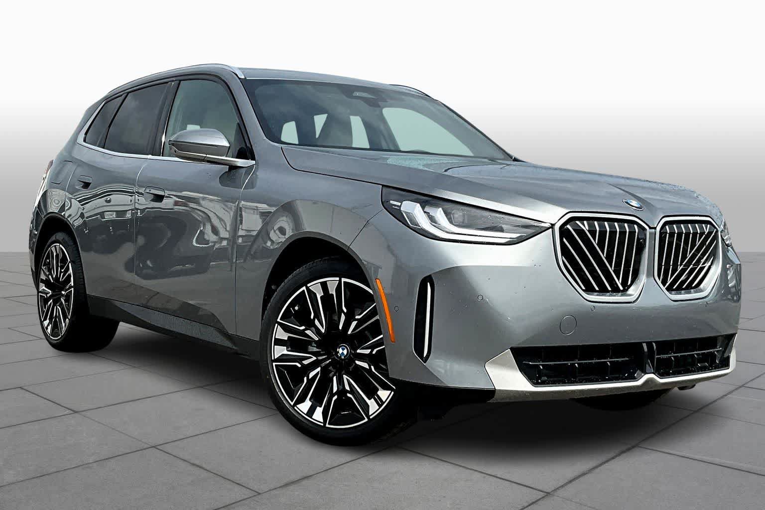 New 2026 BMW X3 xDrive30i w/ Premium Package AWD/4WD image 2