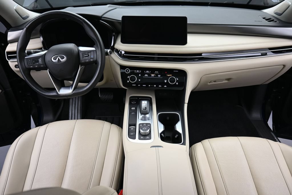 Used 2023 INFINITI QX60 Luxe w/ Vision Package AWD/4WD image 12