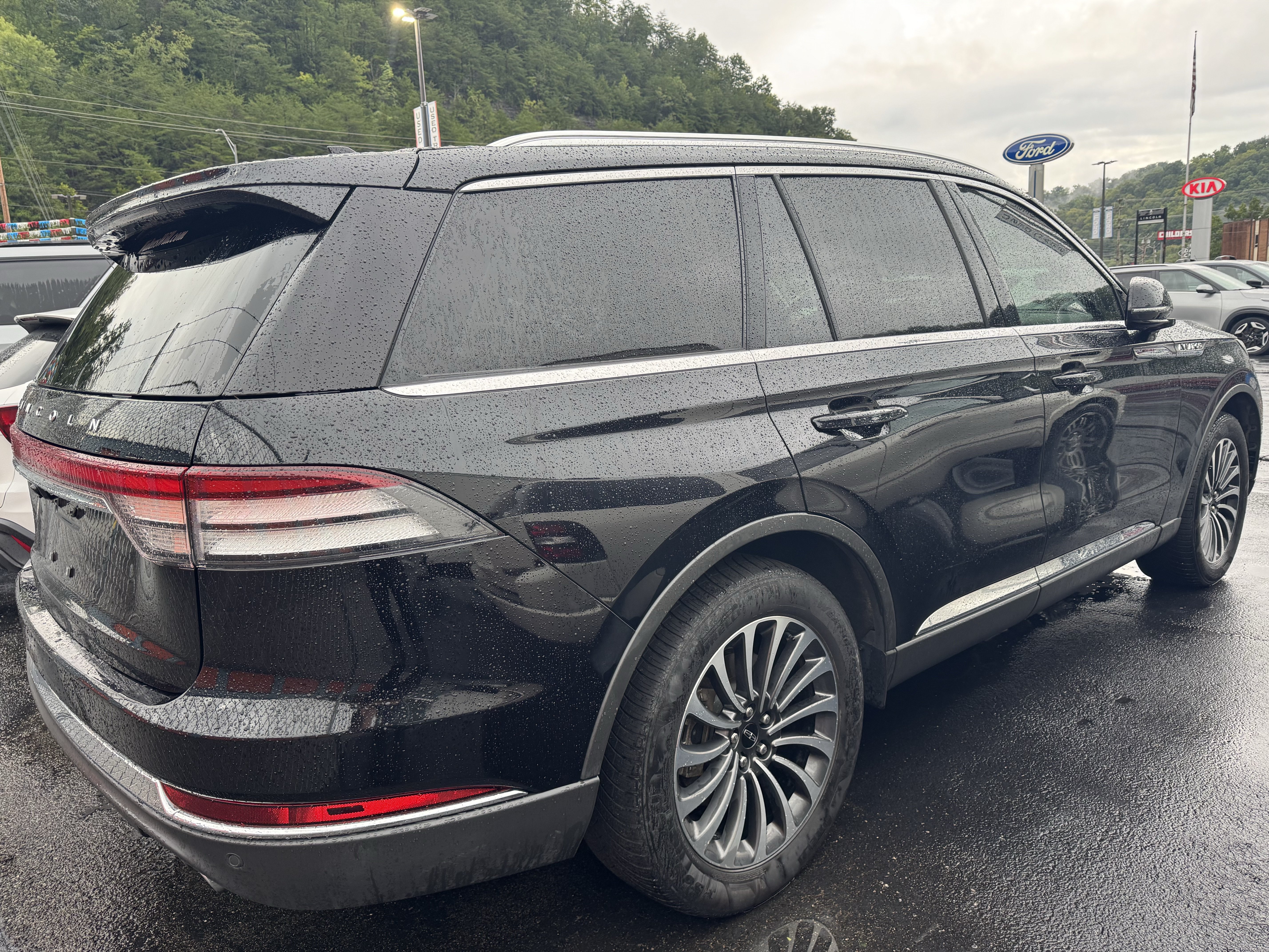 Used 2022 Lincoln Aviator Reserve w/ Elements Package Plus AWD/4WD image 5