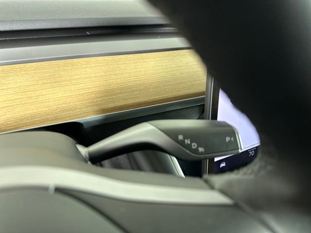 Used 2020 Tesla Model Y Long Range image 17