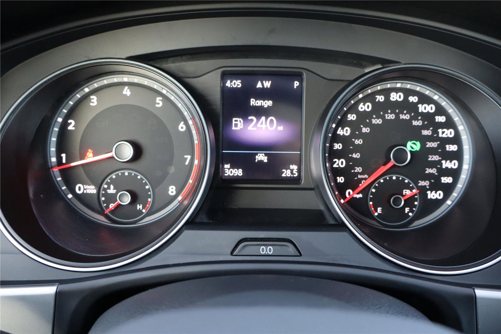 Used 2021 Volkswagen Atlas Cross Sport SE image 19