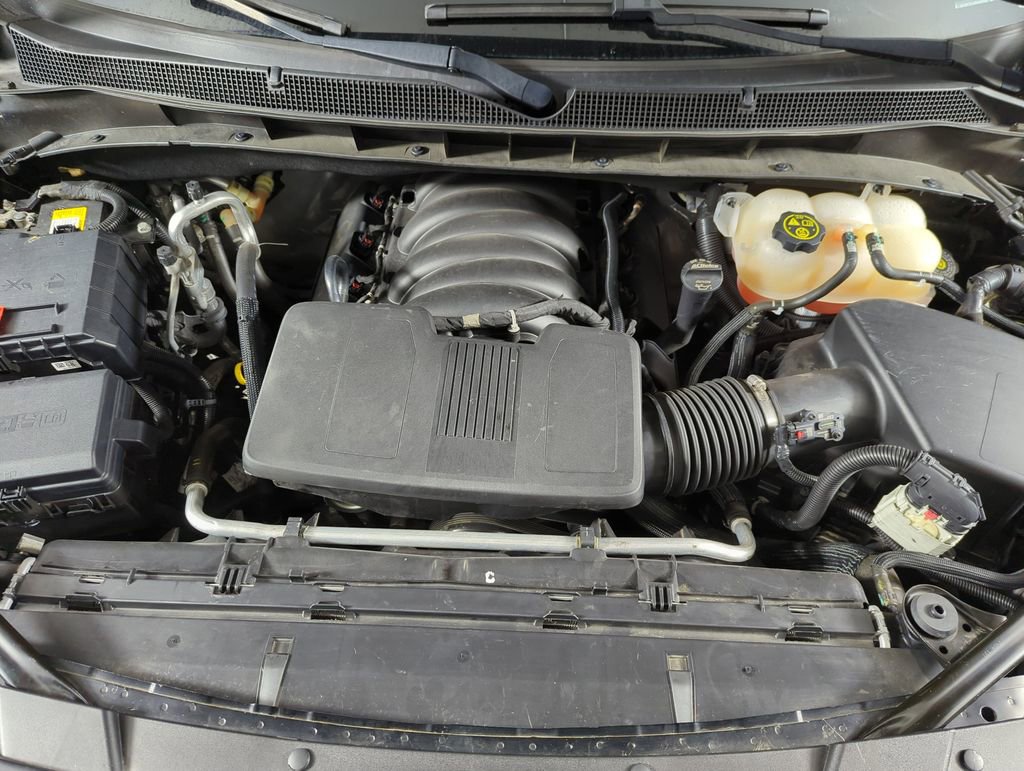 Used 2023 Chevrolet Suburban Z71 w/ Z71 Off-Road Package image 17