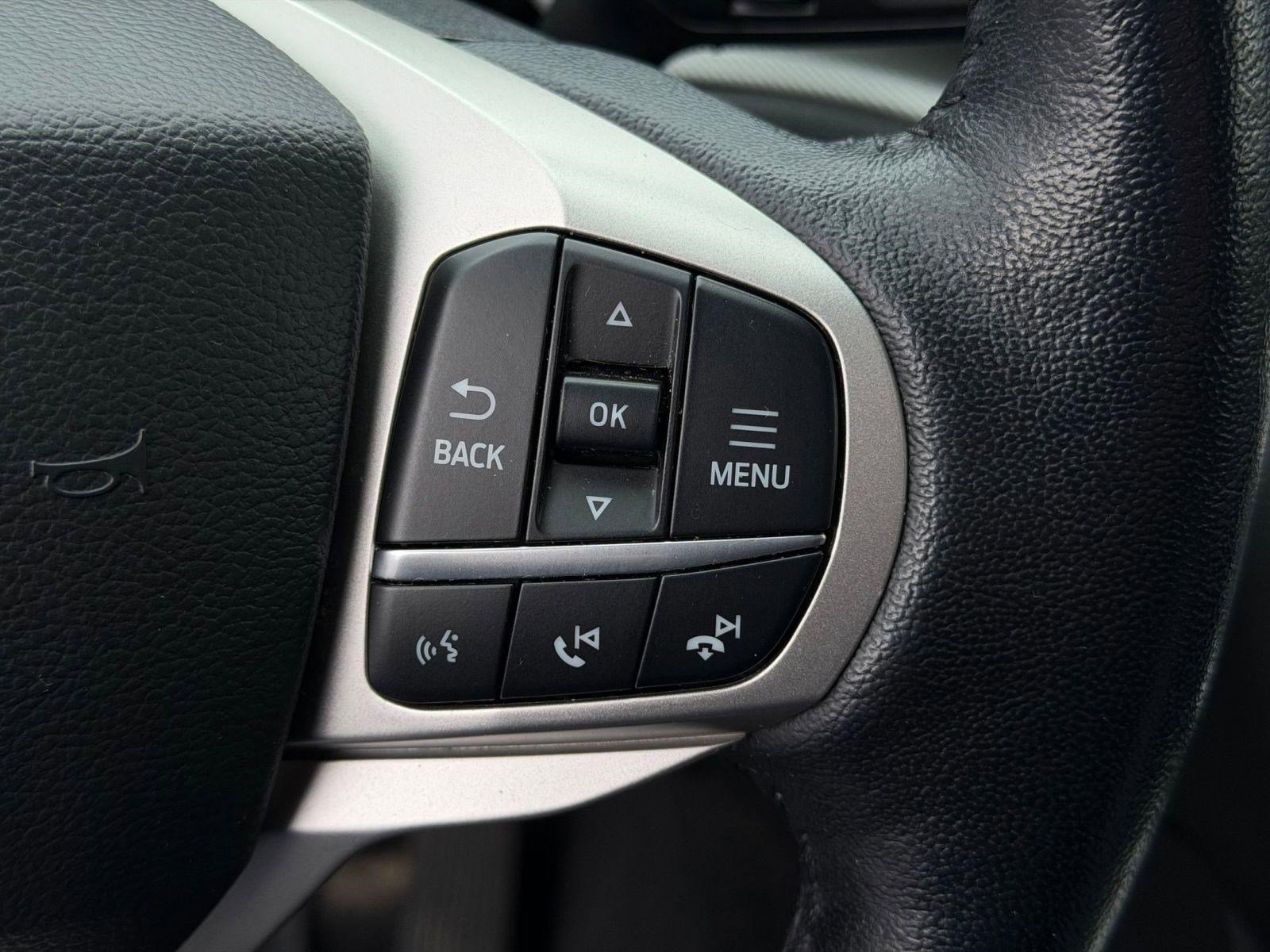 Used 2022 Ford Explorer XLT w/ Equipment Group 202A image 28