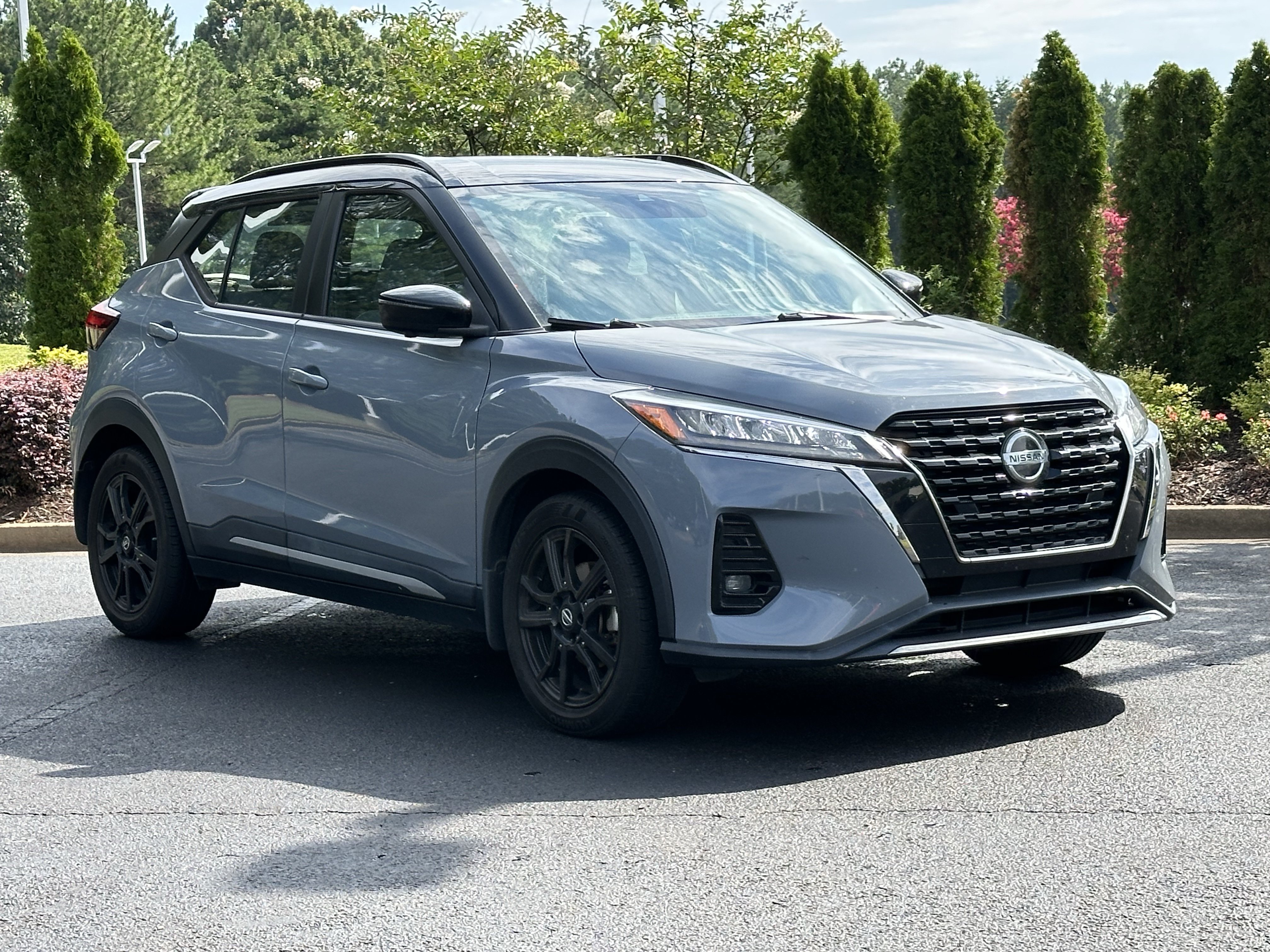 Used 2021 Nissan Kicks SR w/ SR Premium Package FWD video 2