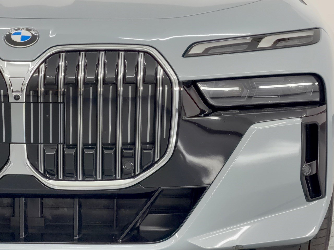 Certified 2026 BMW 740i RWD image 12