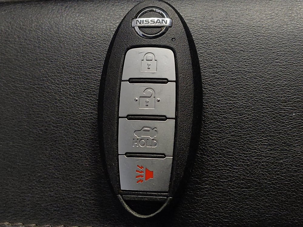 Used 2023 Nissan Sentra SV FWD image 32
