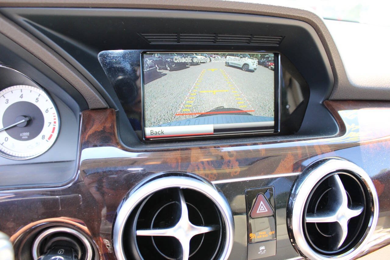 Used 2015 Mercedes-Benz GLK 350 2WD image 15