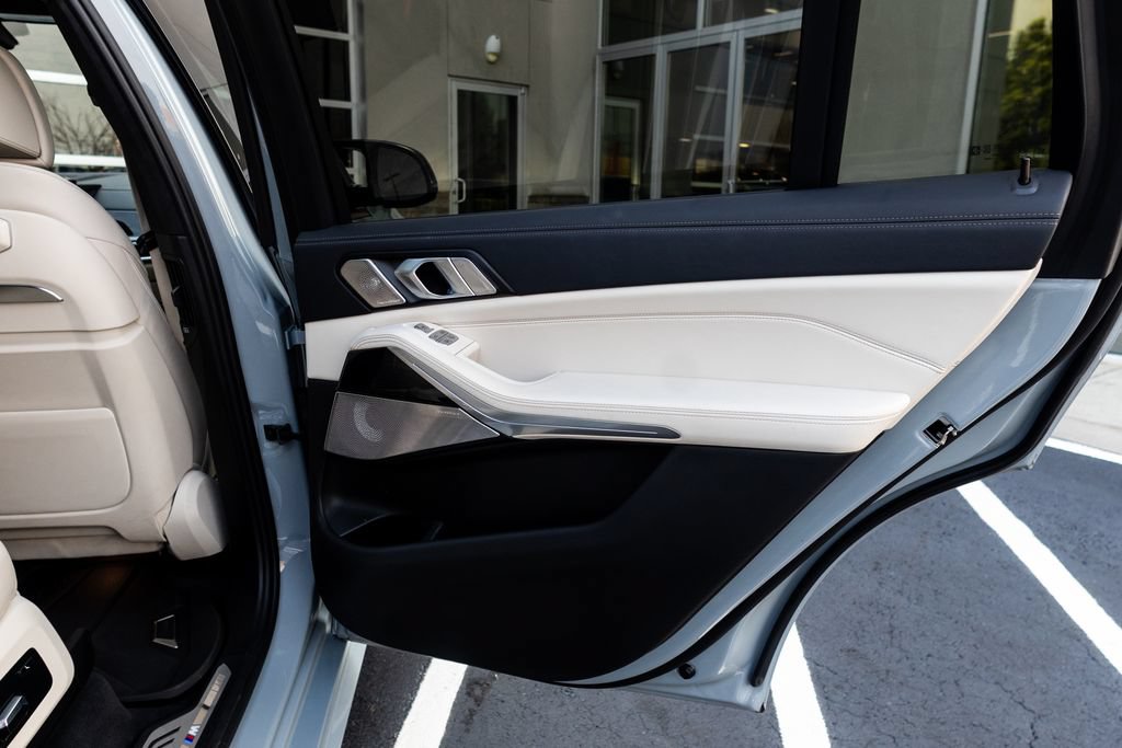 Used 2024 BMW X7 M60i w/ Executive Package AWD/4WD image 55