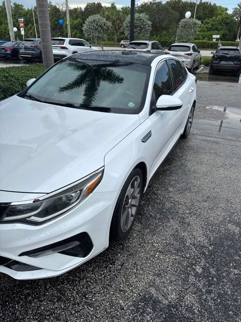 Used 2019 Kia Optima S w/ S Panoramic Sunroof Package FWD image 2