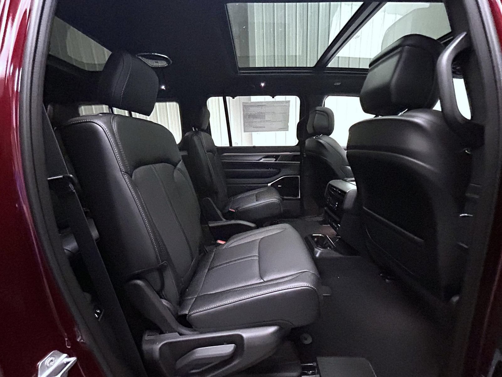 New 2026 Jeep Grand Wagoneer Limited AWD/4WD image 18