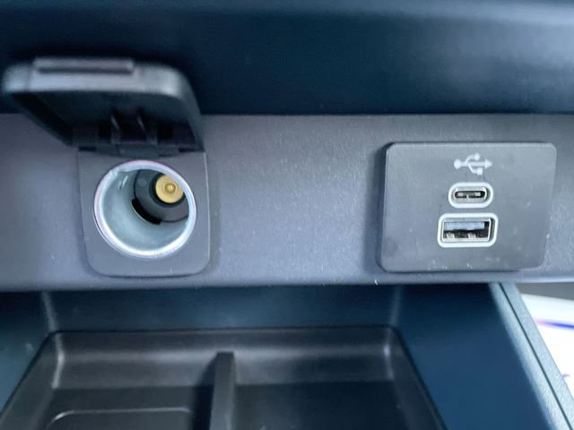 Used 2025 Ford Maverick XLT w/ Black Appearance Package image 23