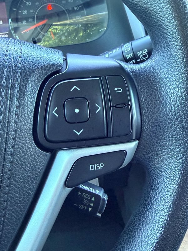 Used 2017 Toyota Sienna LE FWD image 24