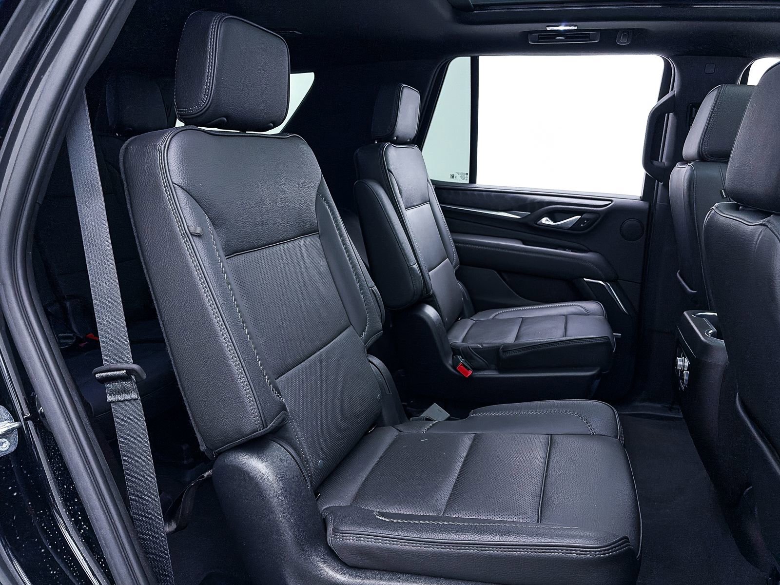 Used 2023 GMC Yukon Denali image 40