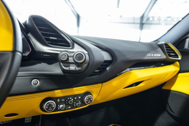 Used 2016 Ferrari 488 GTB RWD image 42