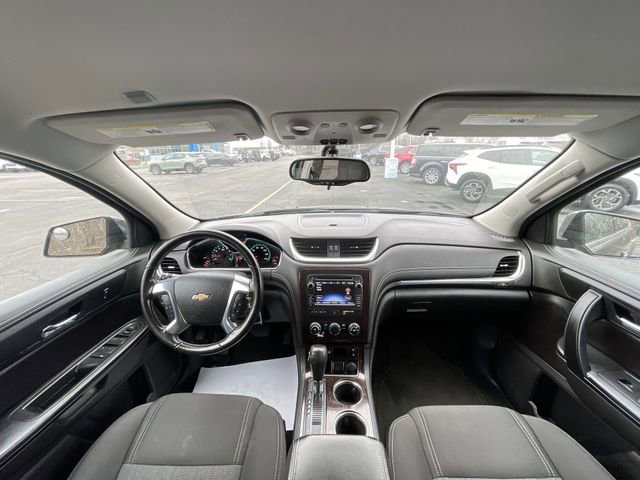 Used 2015 Chevrolet Traverse LT w/ Style and Technology Package image 19