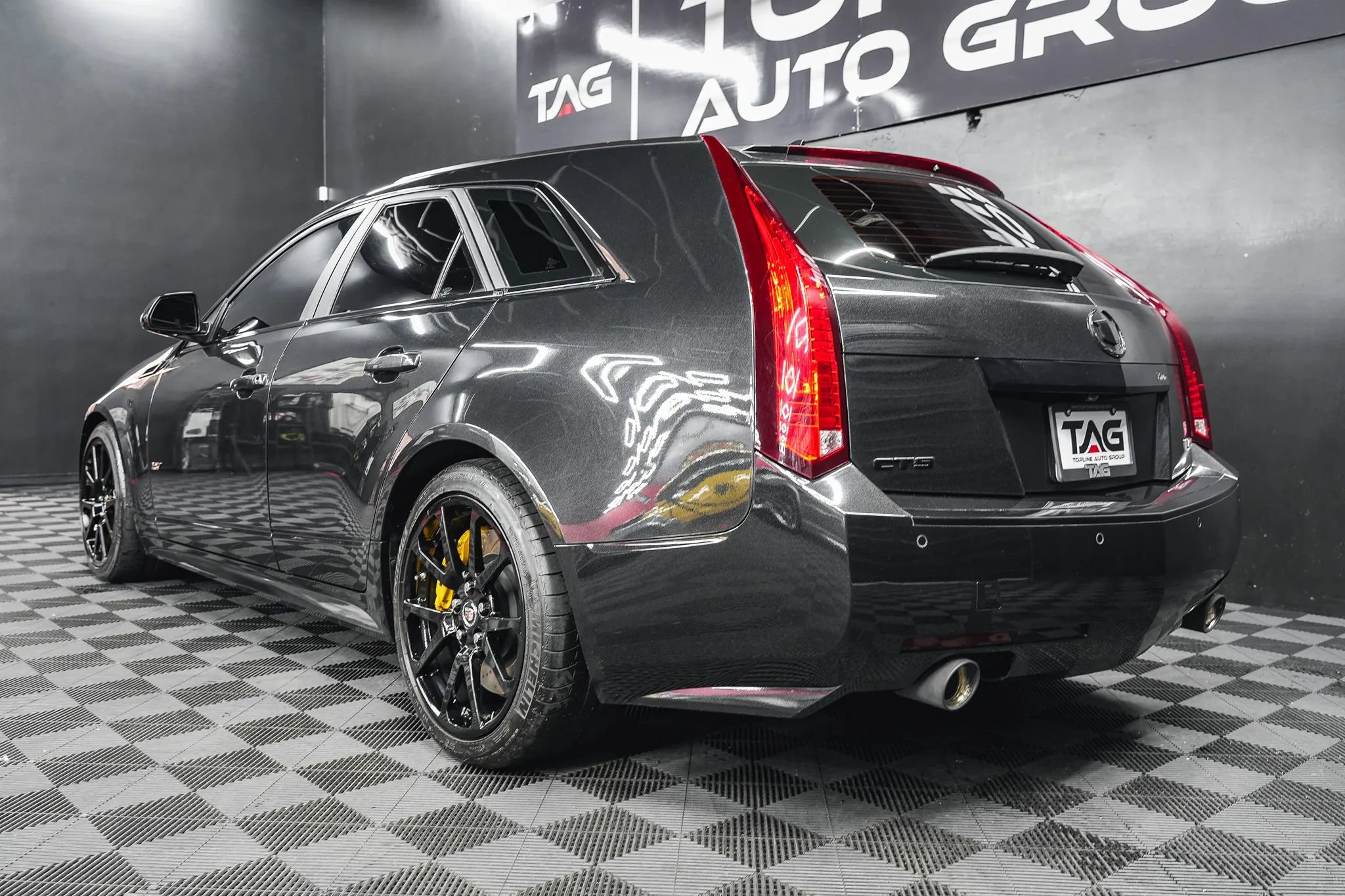 Used 2014 Cadillac CTS V image 32
