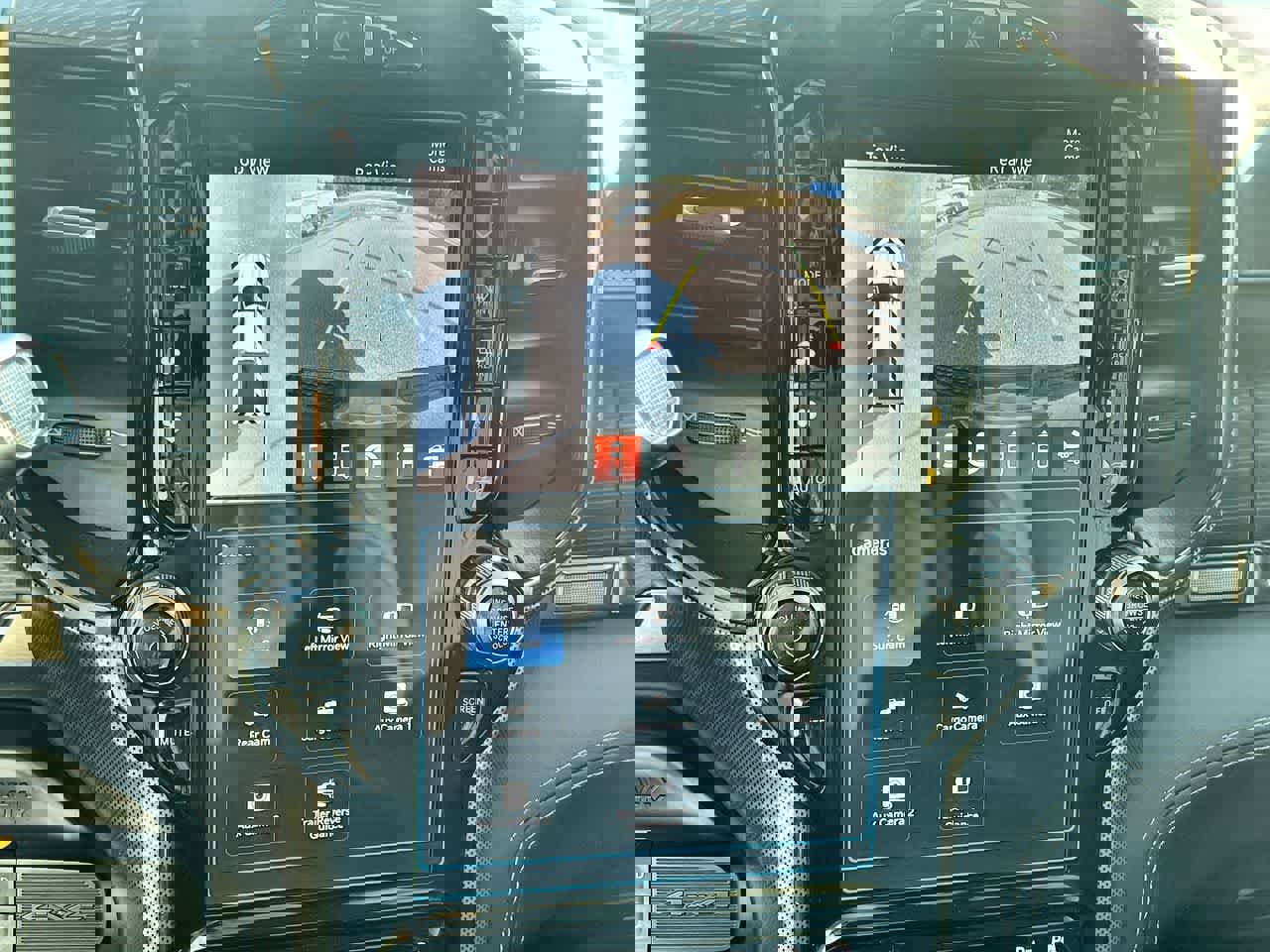 Used 2022 RAM 2500 Limited w/ Towing Technology Group image 15