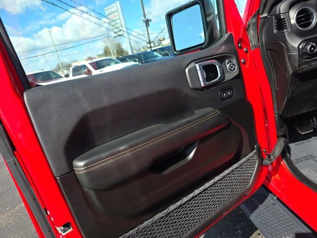 Used 2025 Jeep Wrangler Unlimited Sahara w/ Safety Group AWD/4WD image 15