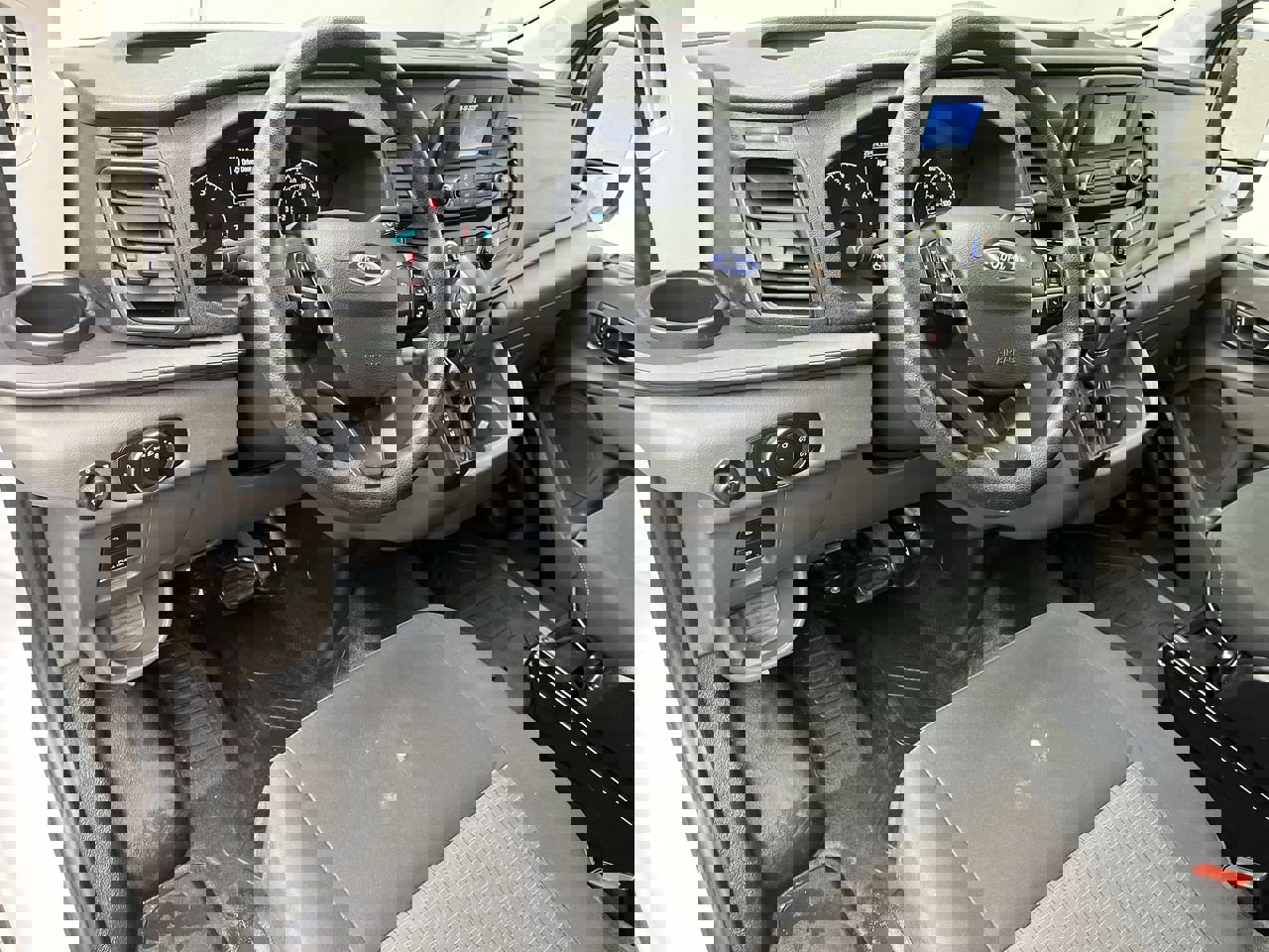 Used 2024 Ford Transit 250 Low Roof w/ Exterior Upgrade Package image 4