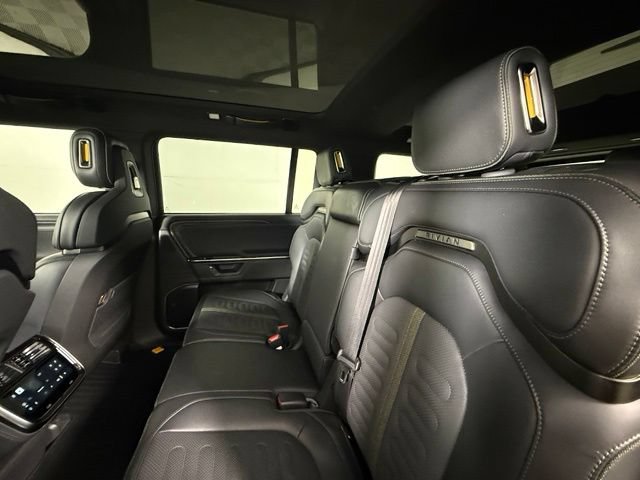 Used 2026 Rivian R1S Adventure AWD/4WD image 24