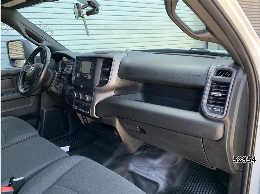 Used 2023 RAM 5500 Tradesman w/ Chrome Appearance Group AWD/4WD image 26