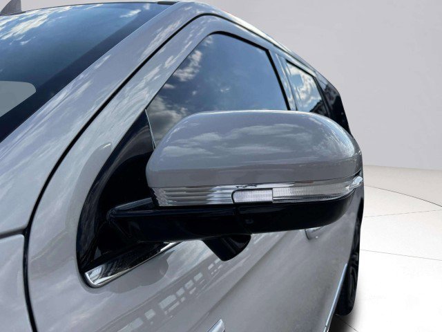 Used 2023 Lincoln Navigator Reserve image 15