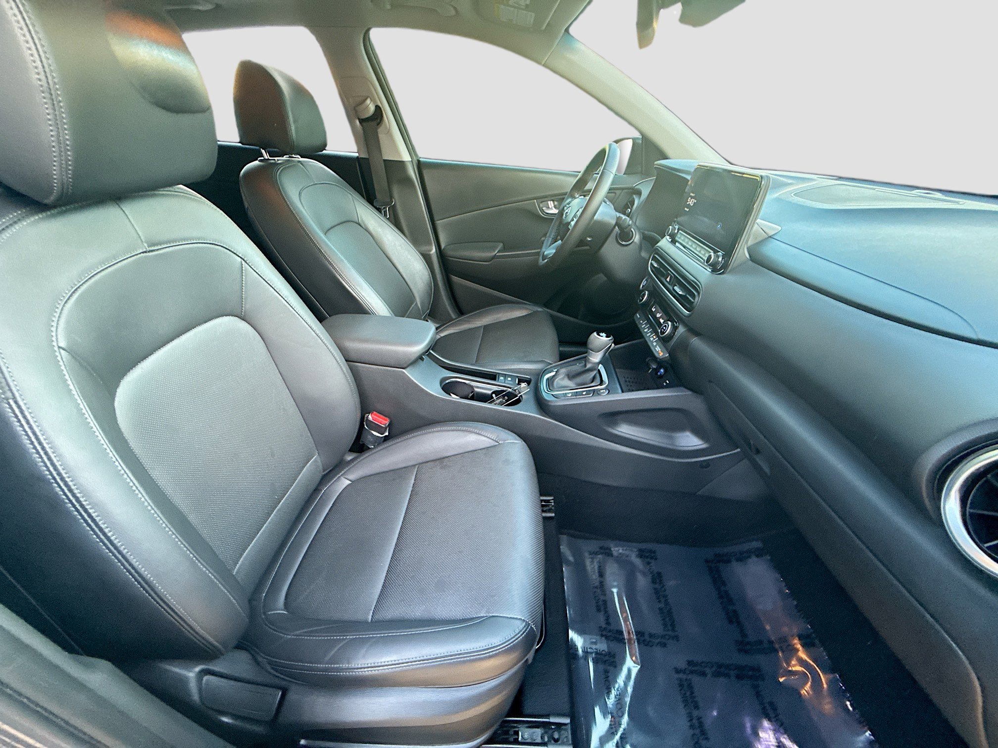 Used 2023 Hyundai Kona Limited w/ Cargo Package AWD/4WD image 28
