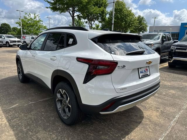 New 2026 Chevrolet Trax LT w/ LT Convenience Package FWD image 6