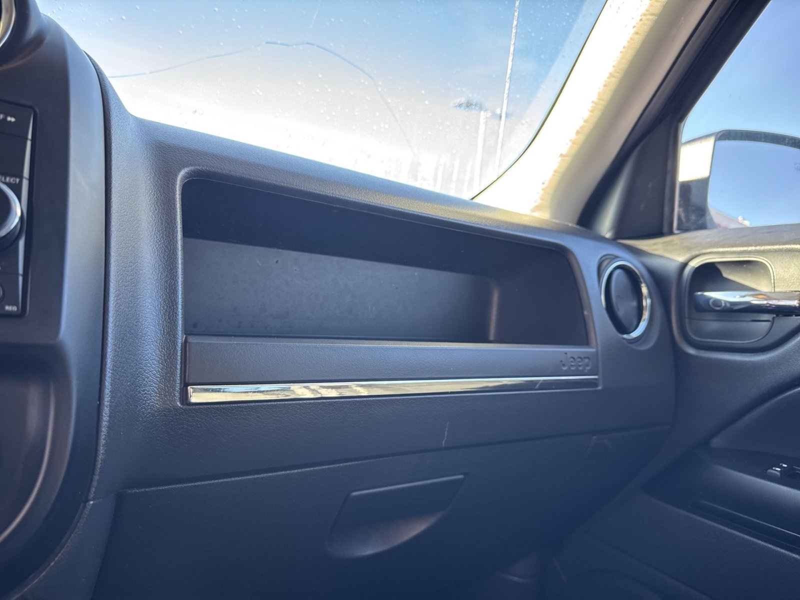 Used 2015 Jeep Patriot Sport w/ Power Value Group image 21