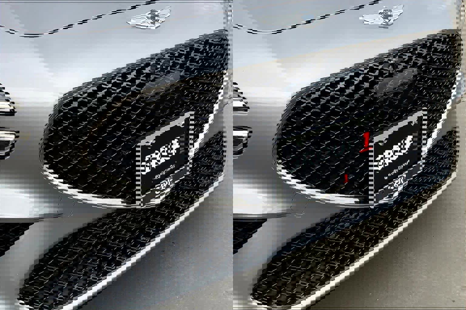 Used 2023 Genesis G70 3.3T w/ Sport Prestige Package image 29