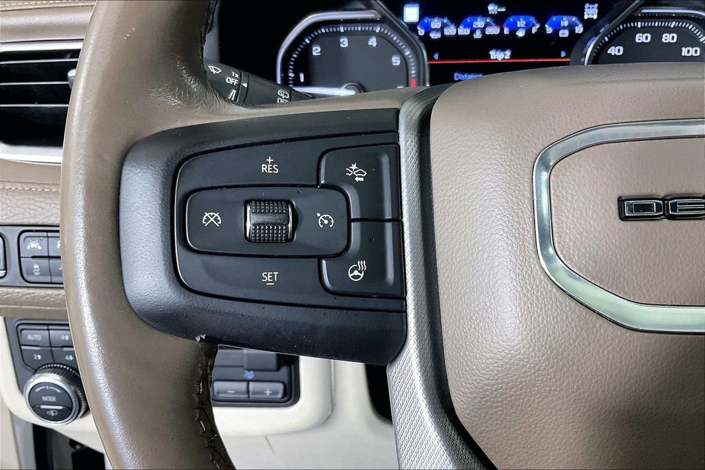 Used 2021 GMC Yukon Denali w/ Denali Ultimate Package image 27