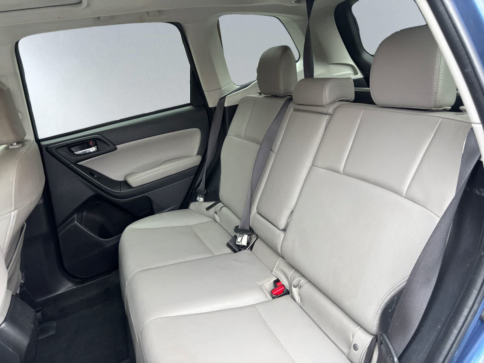 Used 2014 Subaru Forester 2.5i Limited AWD/4WD image 17