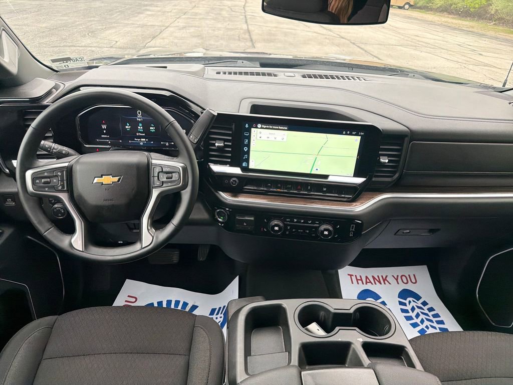 Used 2026 Chevrolet Silverado 1500 LT AWD/4WD image 25