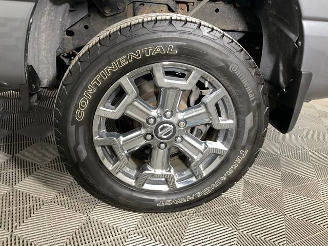 Used 2018 Nissan Titan SV w/ SV Convenience Package image 40