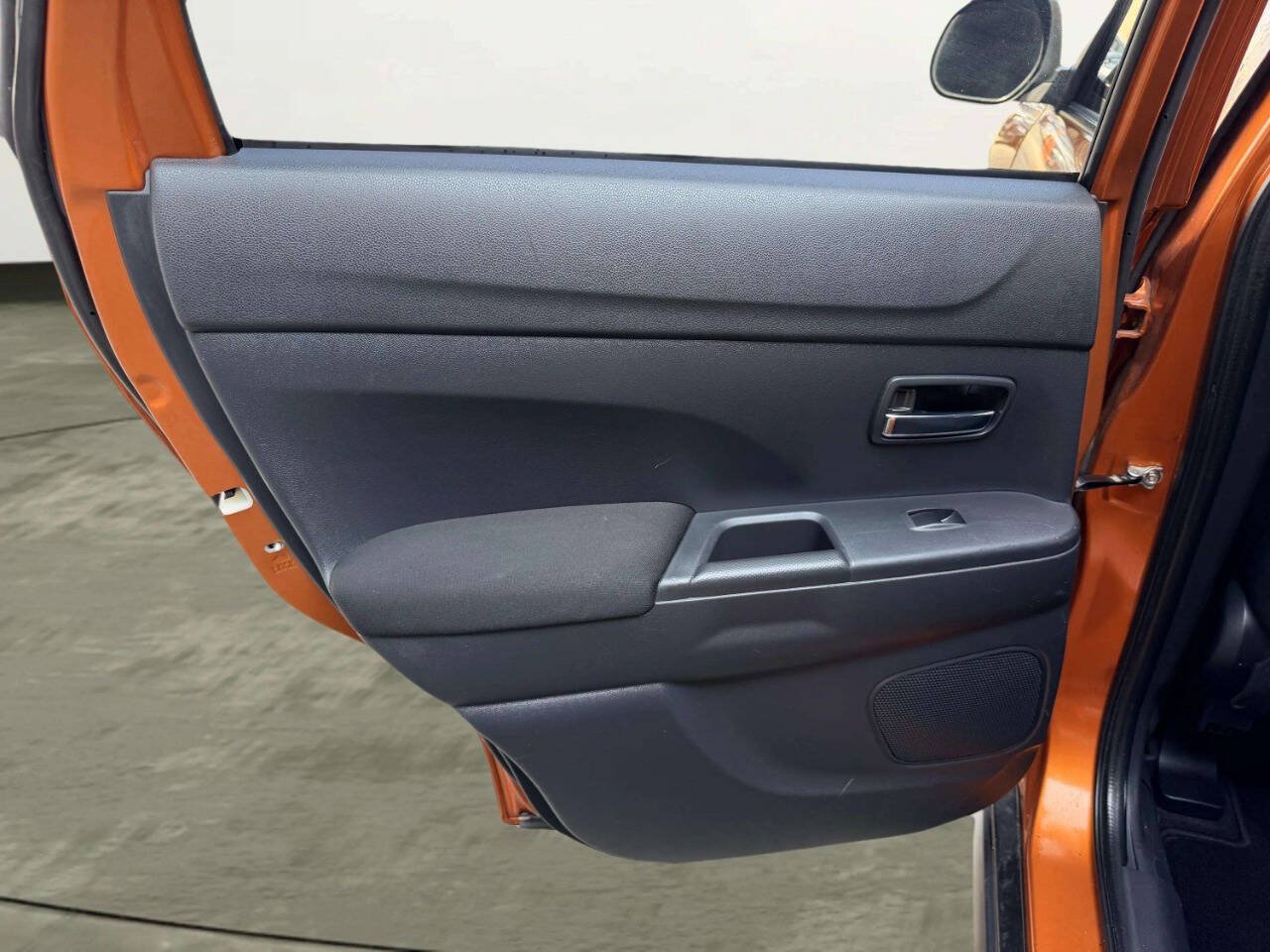 Used 2020 Mitsubishi Outlander Sport ES FWD image 21