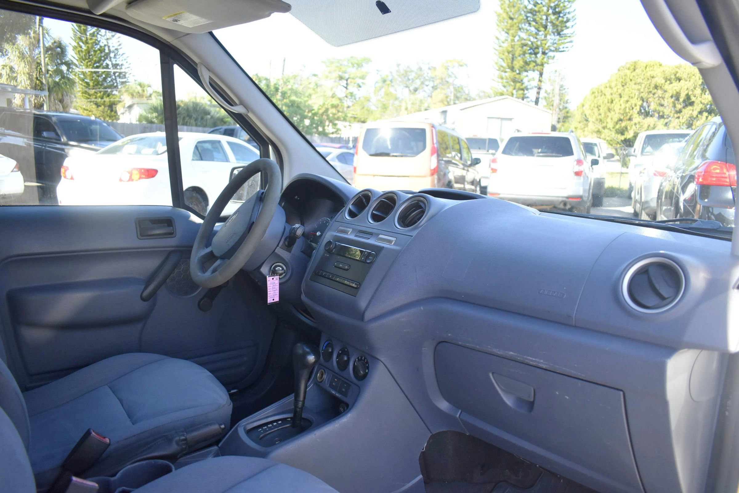 Used 2013 Ford Transit Connect XL image 15