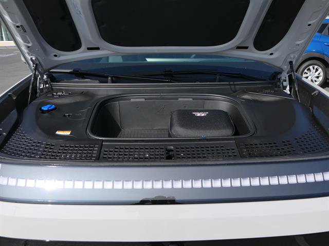 New 2026 Hyundai Ioniq 9 SEL image 19