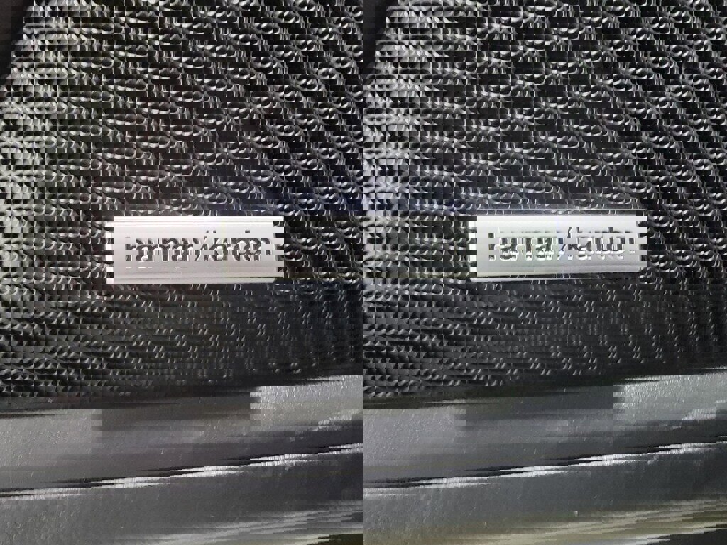 Used 2025 Subaru Outback Limited image 26