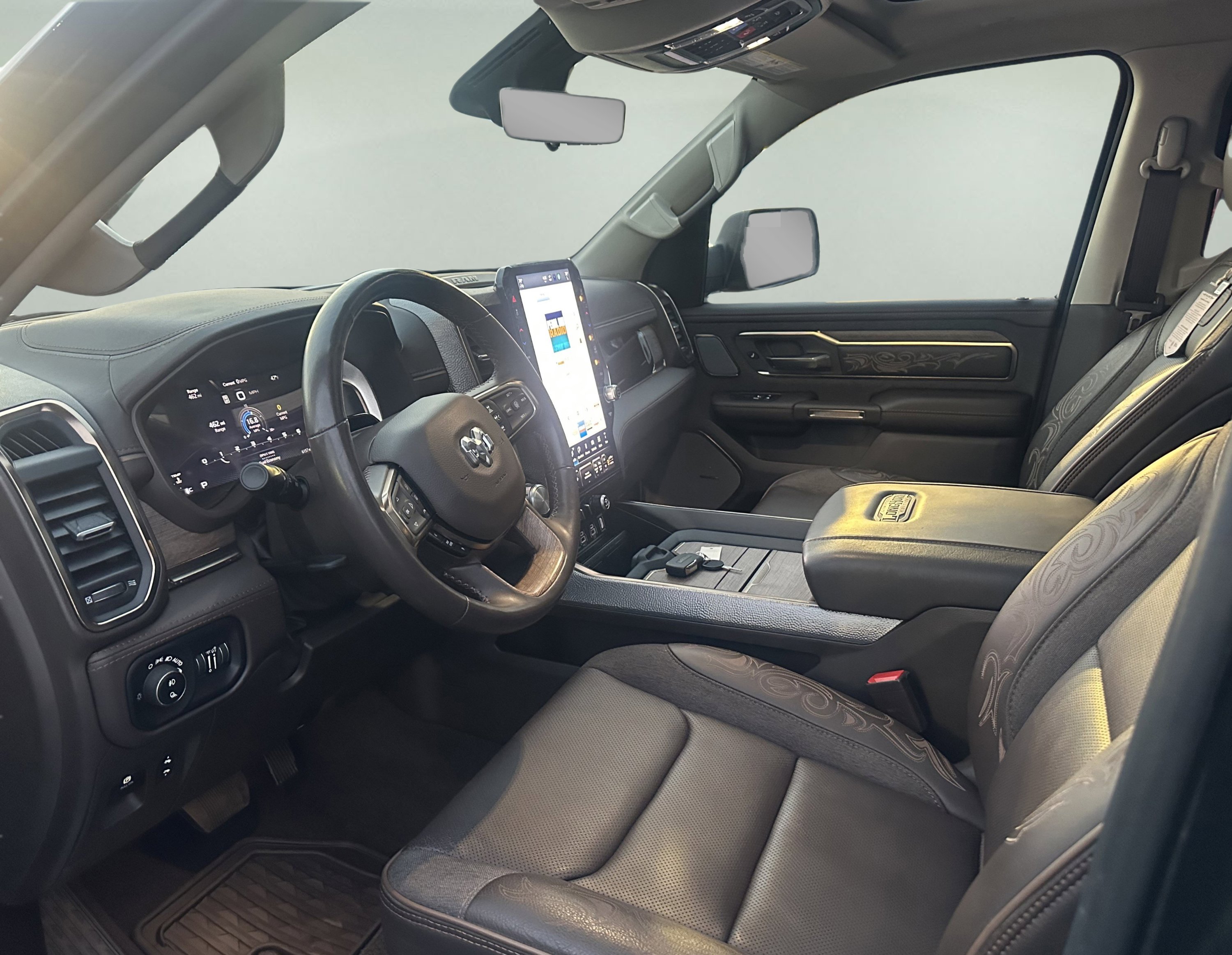 Used 2025 RAM 1500 Limited image 9