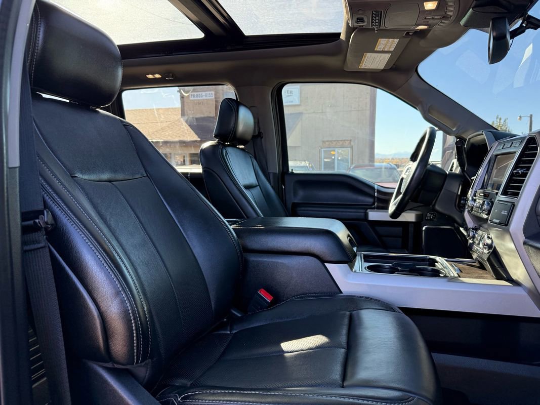 Used 2020 Ford F350 Lariat image 29