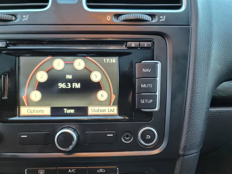 Used 2014 Volkswagen Jetta TDI image 28