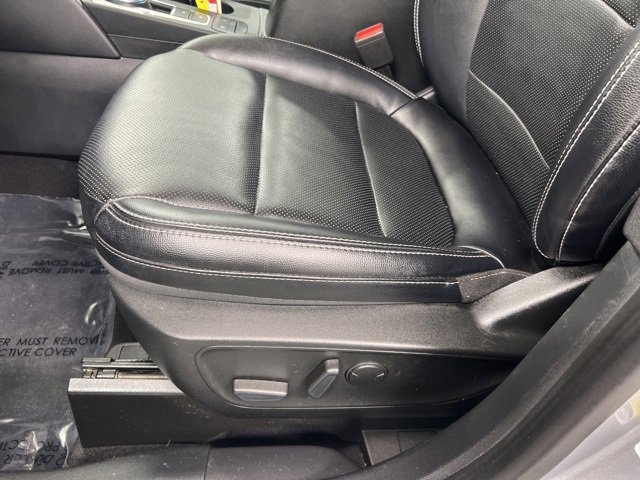 Used 2022 Ford Escape SEL image 14